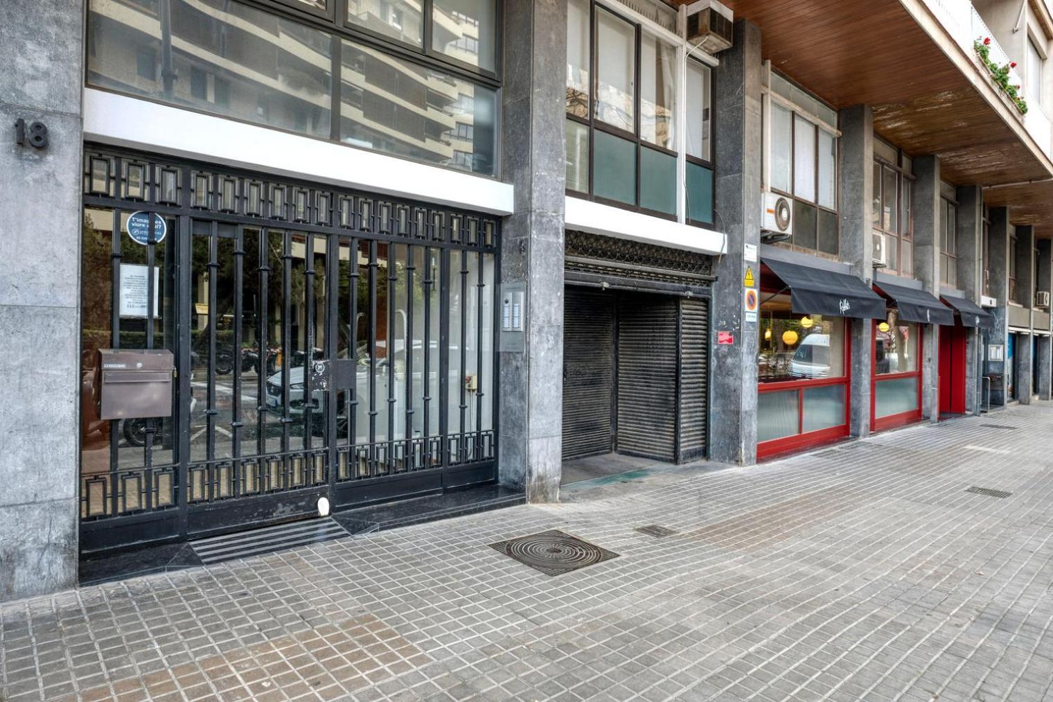 Renovated Les Tres Torres 3br Bcn-94 Apartment